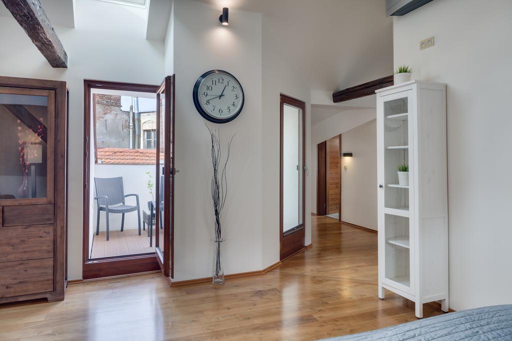 Michalska - Old Town Apartment プラハ エクステリア 写真